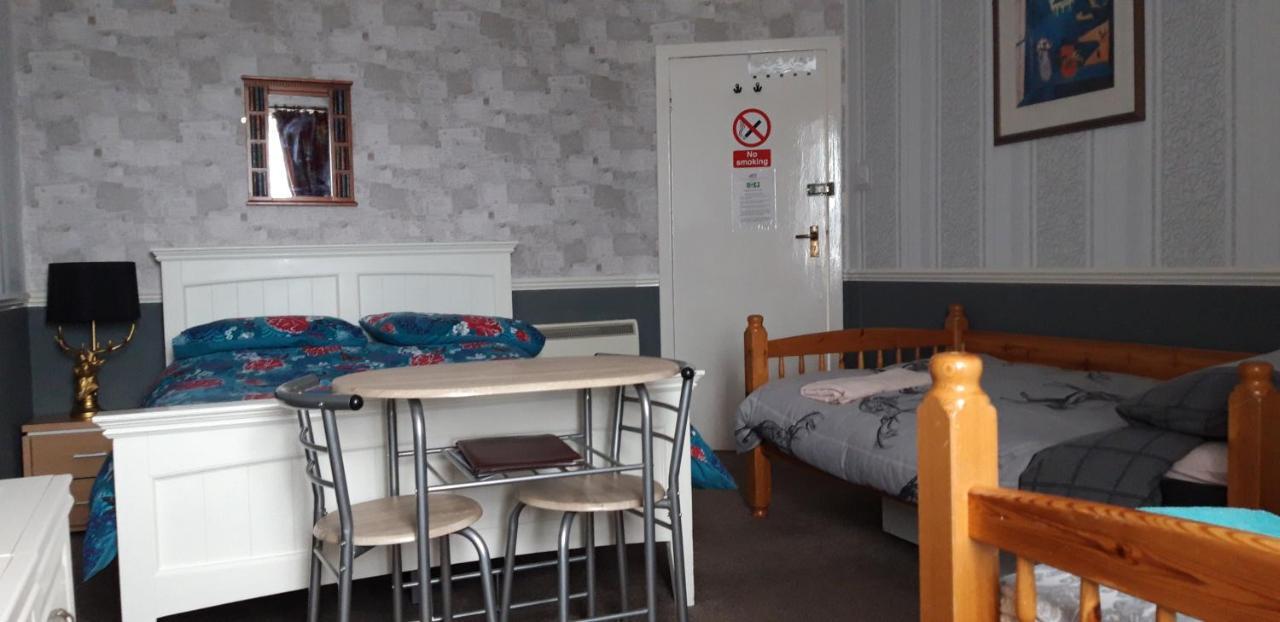 Bannockburn Inn Helmsdale Esterno foto